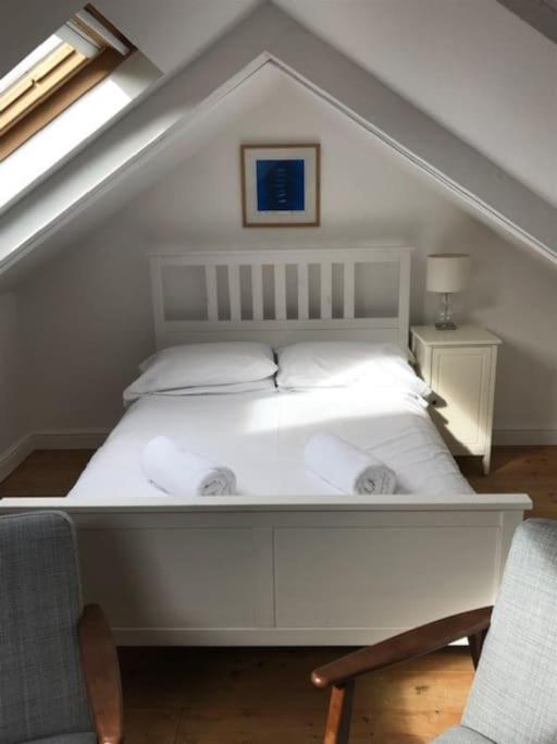 Amazing Seaside Loft With Sea Views . Apartment Sennen Cove